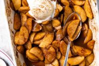 Warm Cinnamon Baked Apples with Brown Sugar