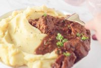 Slow-Cooked Beef Stew with Apple Butter and Speculoos