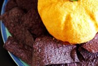 Pumpkin-Shaped Cheese Ball Recipe for Fall Parties