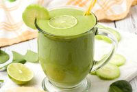Pineapple, Cucumber and Ginger Detox Smoothie Recipe