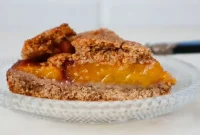 Peach Crumble Pie Recipe with Oat Crust