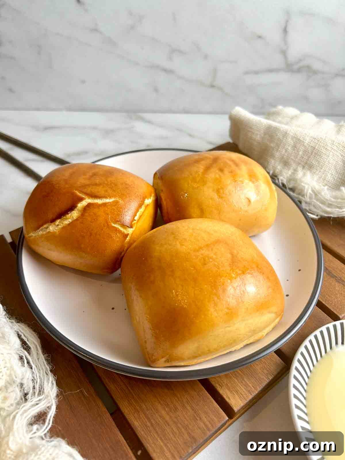 side view of fried mantou on plate