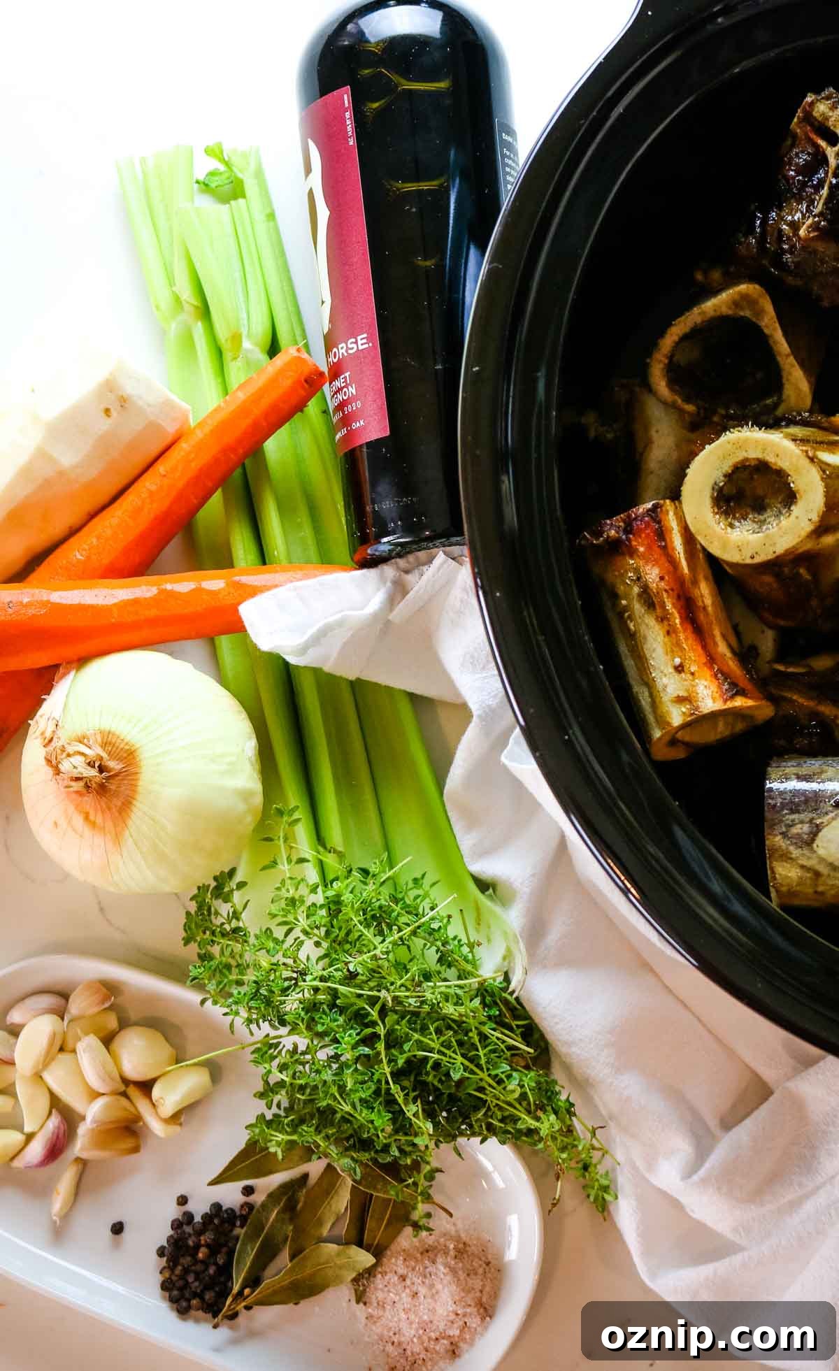 ingredients for beef bone broth