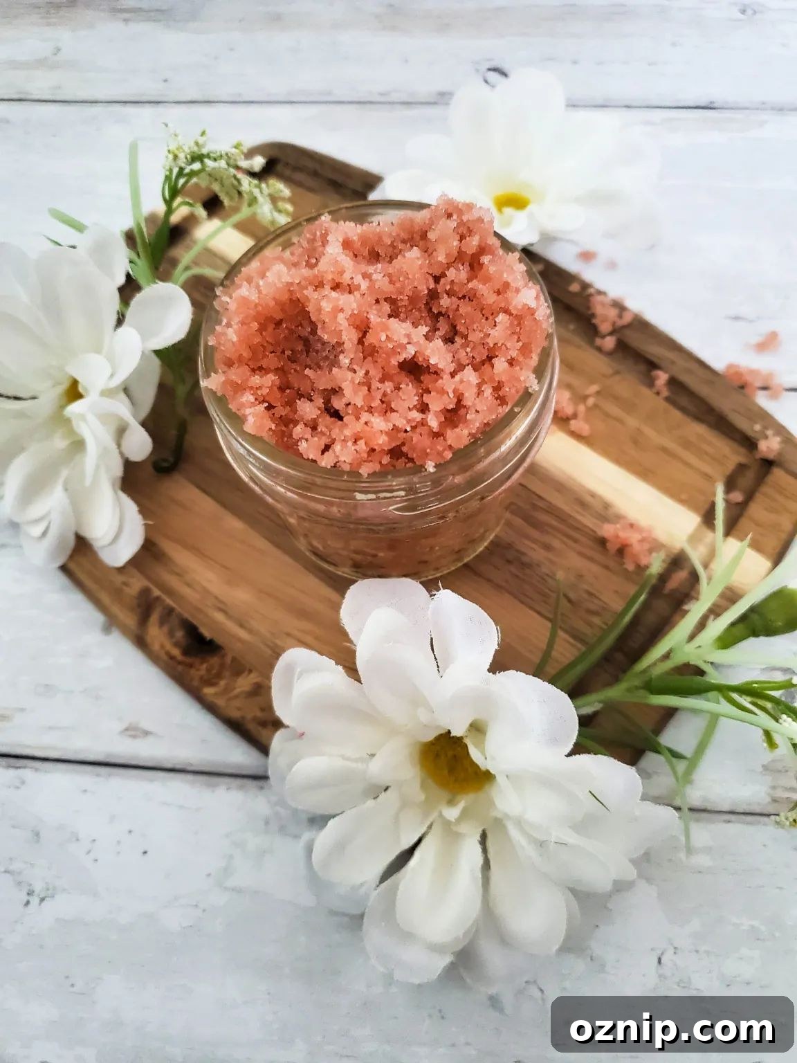 31 Handmade Christmas Gifts Under $10 26 honey almond sugar scrub
