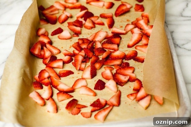 Strawberry Chocolate Hand Pies from thelittlekitchen.net Strawberry Chocolate Hand Pies from thelittlekitchen.net