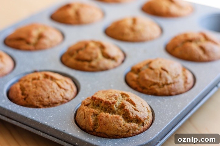 Moist Carrot Cake Muffins with Cream Cheese Frosting 4 Carrot Cake mix Muffins