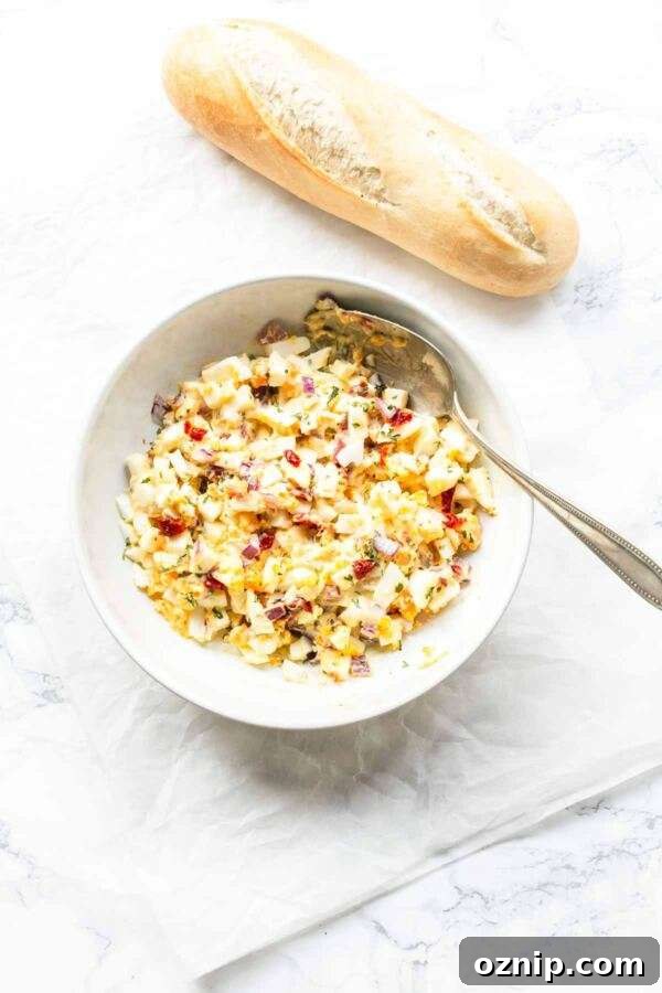 Creamy egg salad. Perfect to serve for lunch but also at a party with cracker.