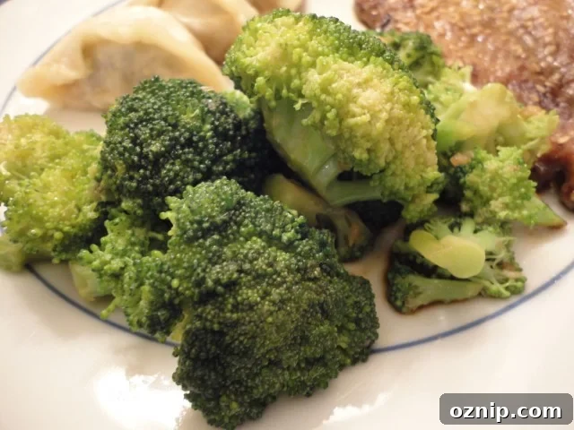 Broccoli Stir Fried with Oyster Sauce and Minced Garlic