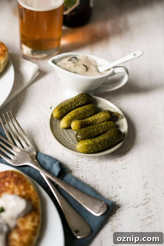 Crispy Potato Cutlets with Creamy Mushroom Sauce 6 Potato cutlets with creamy mushroom and dill sauce